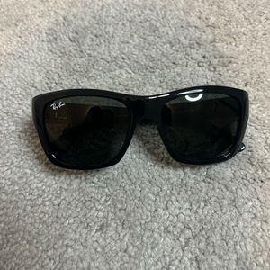 Ray-Ban Sunglasses RB4194
